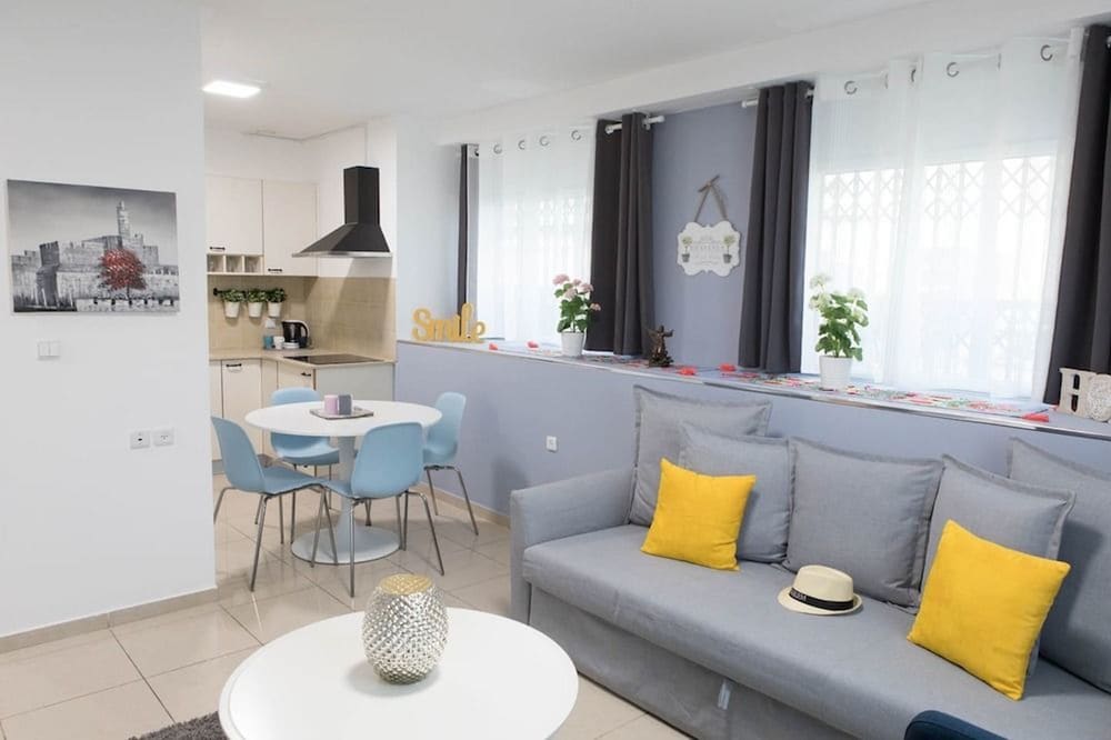 Sweethome26 - Jerusalem Center 6 Pers