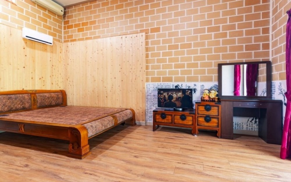 Taean Gomseom Hwangto Village Pension view 4