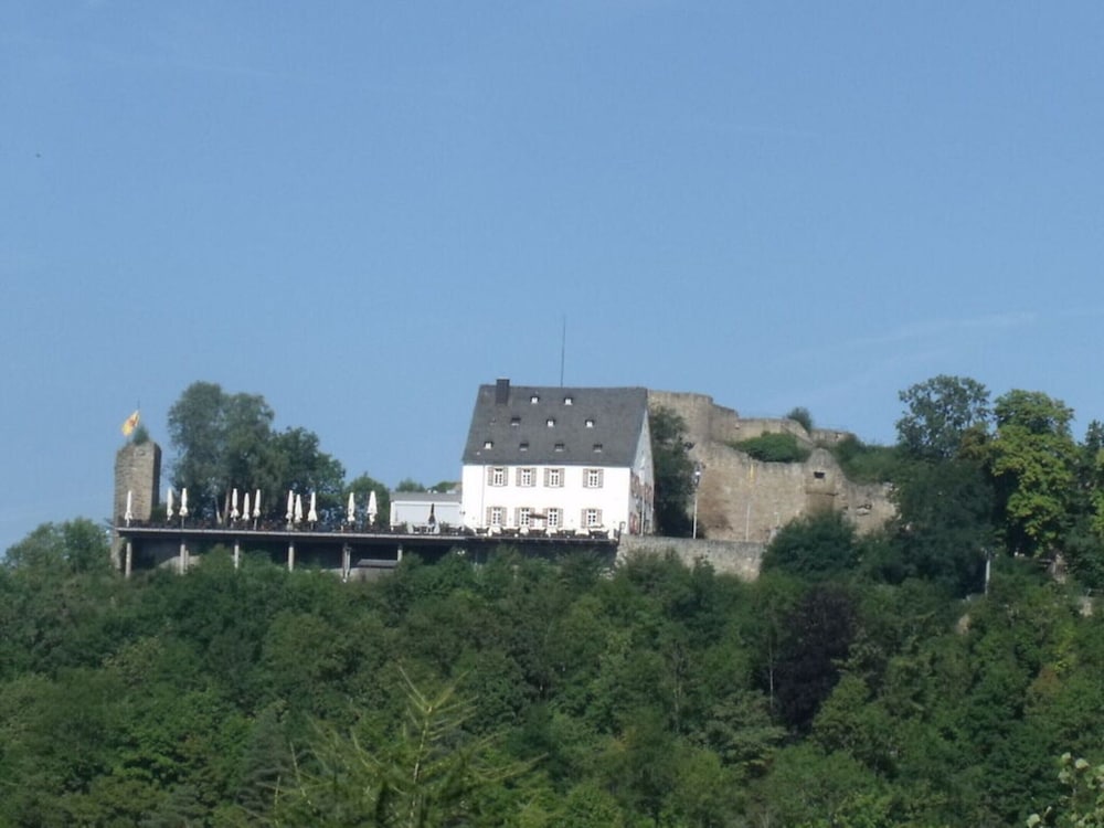 Lovely Apartment in Kirn