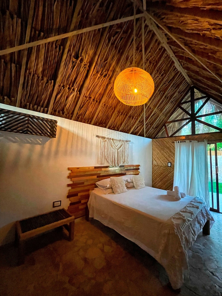 Hotel Isla Mucura