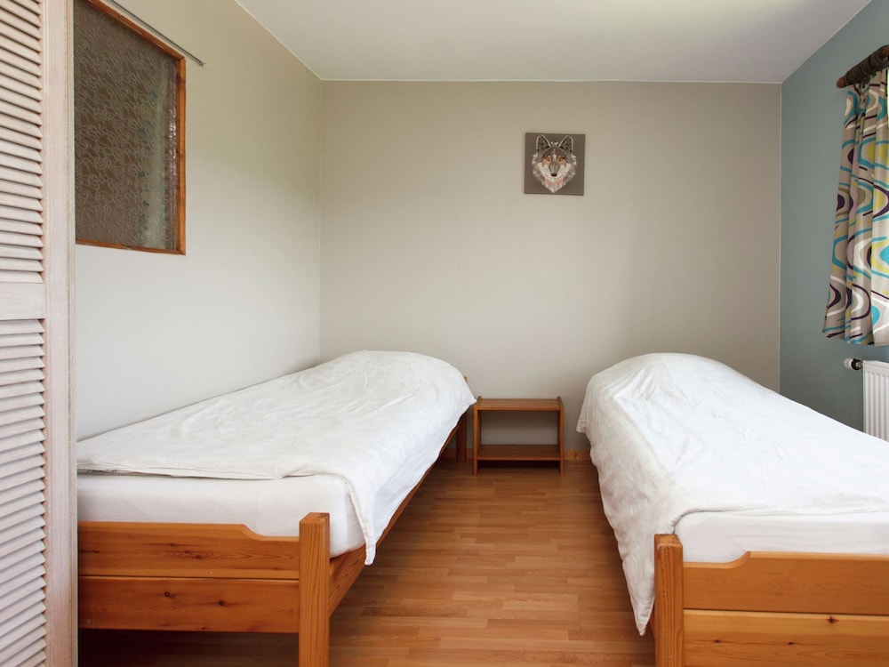 Stunning Cottage With Terrace in Manhay view 3