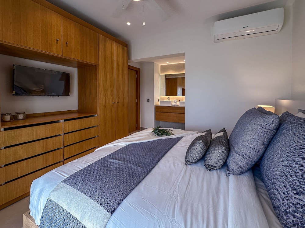Fantastic new Golf View Apartment