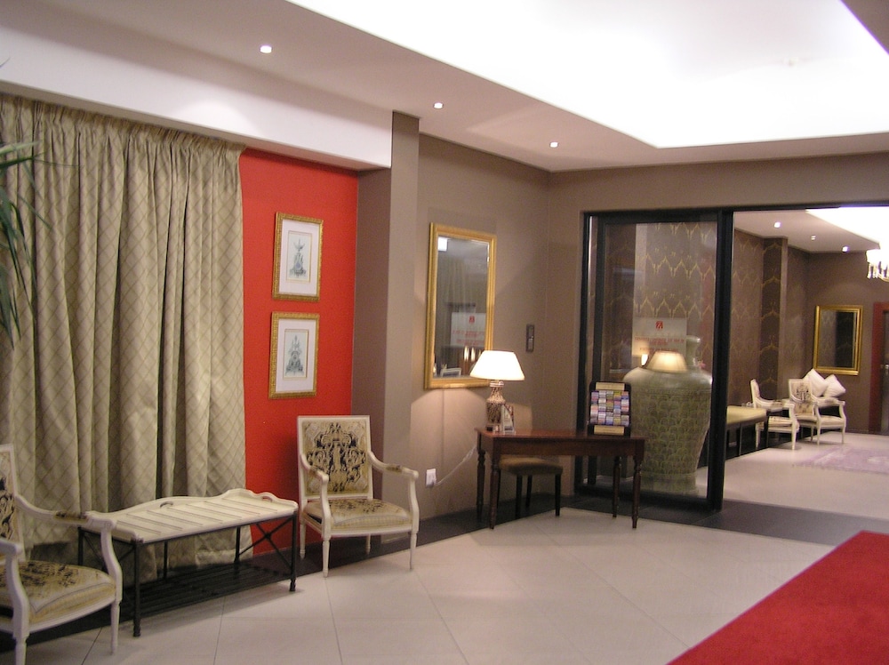 Rockwell Apartments by CTHA