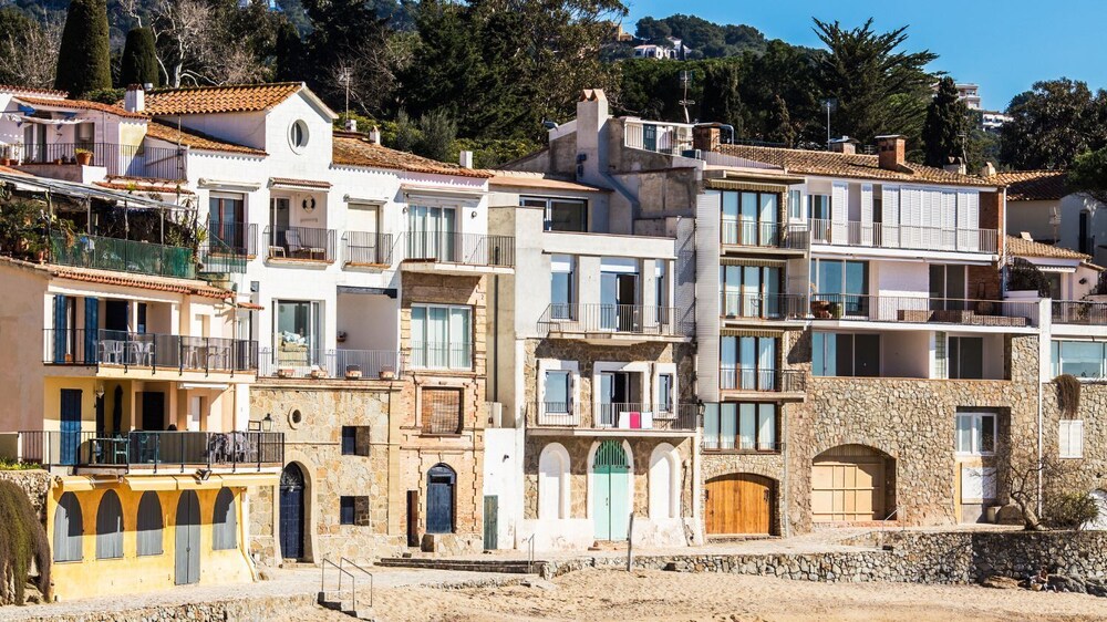 Illa 58 in Calella de Palafrugell