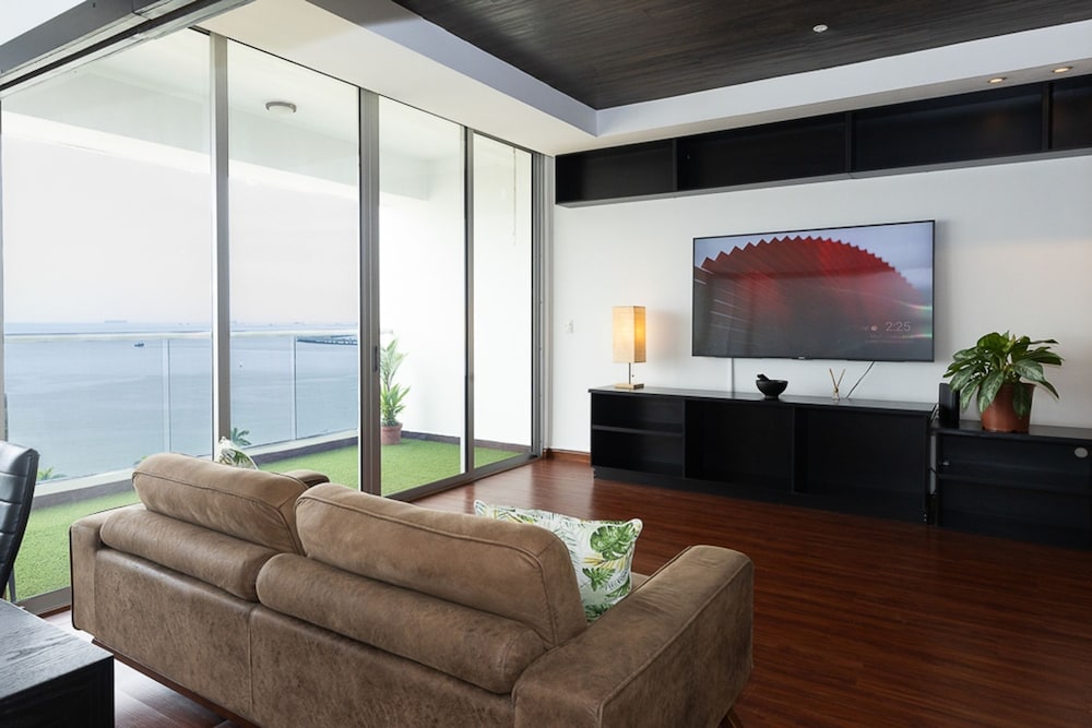 The Wataqui Condo by Acomodo 45 Days Minimum