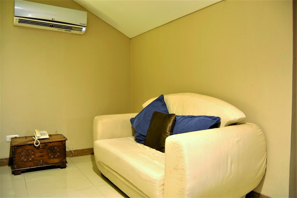 W Home Senopati