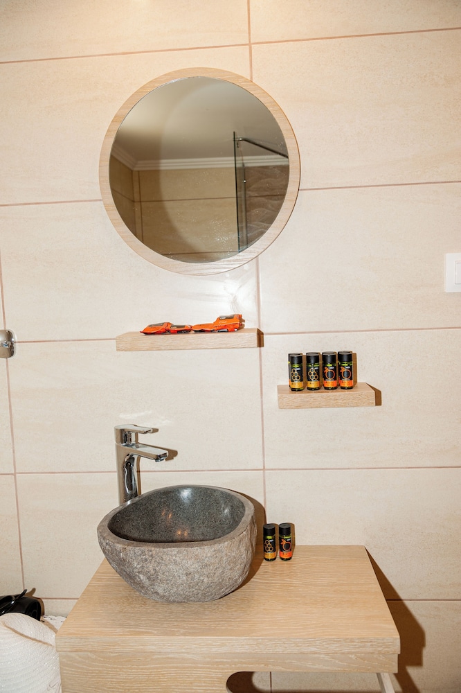 luxsuites