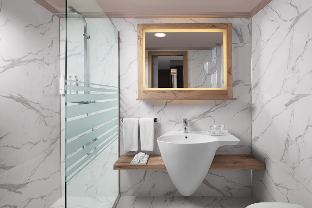 Oz Hotels Antalya Resort & Spa Yetişkin +16 - Image 50