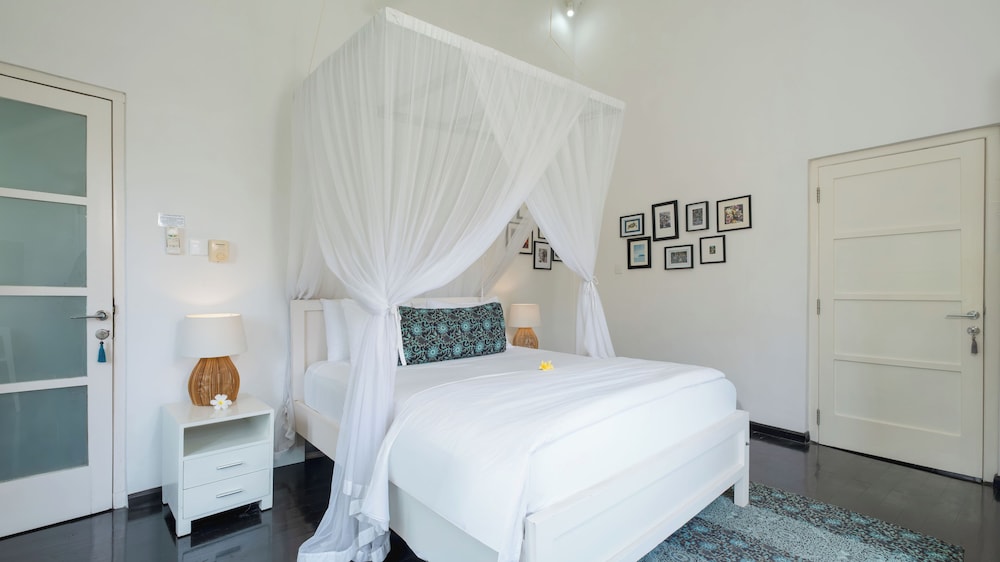 Villa Merta Sari 8 by Villa Finder