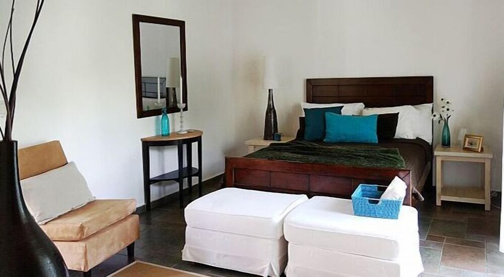 Instyle Residences at Seahorse Ranch Villa 118