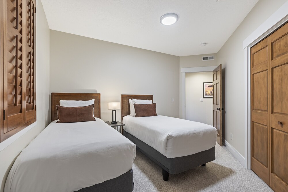 Park City Ski Resort - Town Pointe Condos