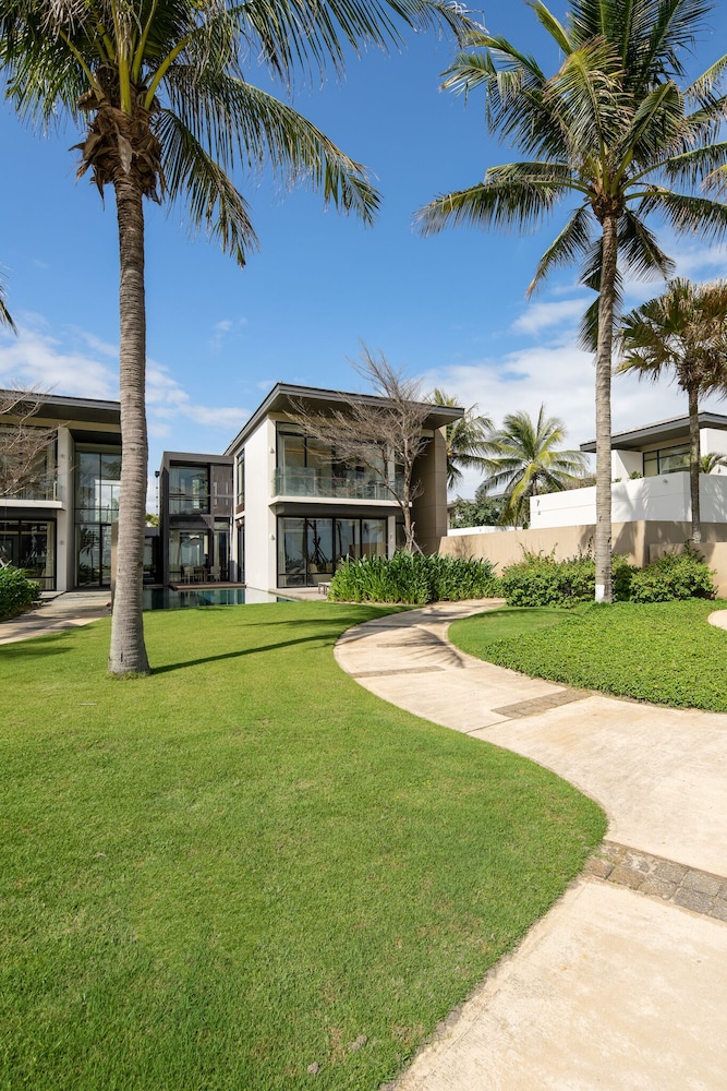 Beachfront Villa in Danang Resort & Spa view 2