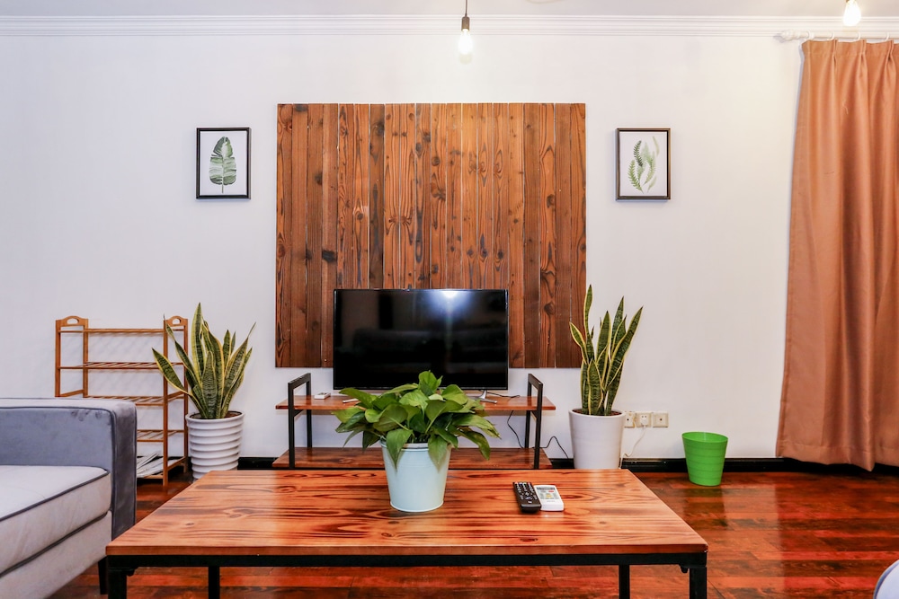 GoNative Downtown Apartment Tianzifang
