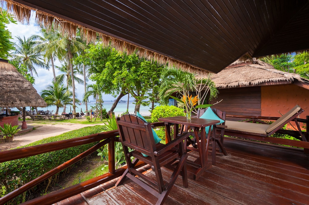Palm Leaf Resort