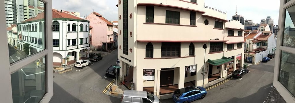 Snooze Inn Dickson Road - Hostel