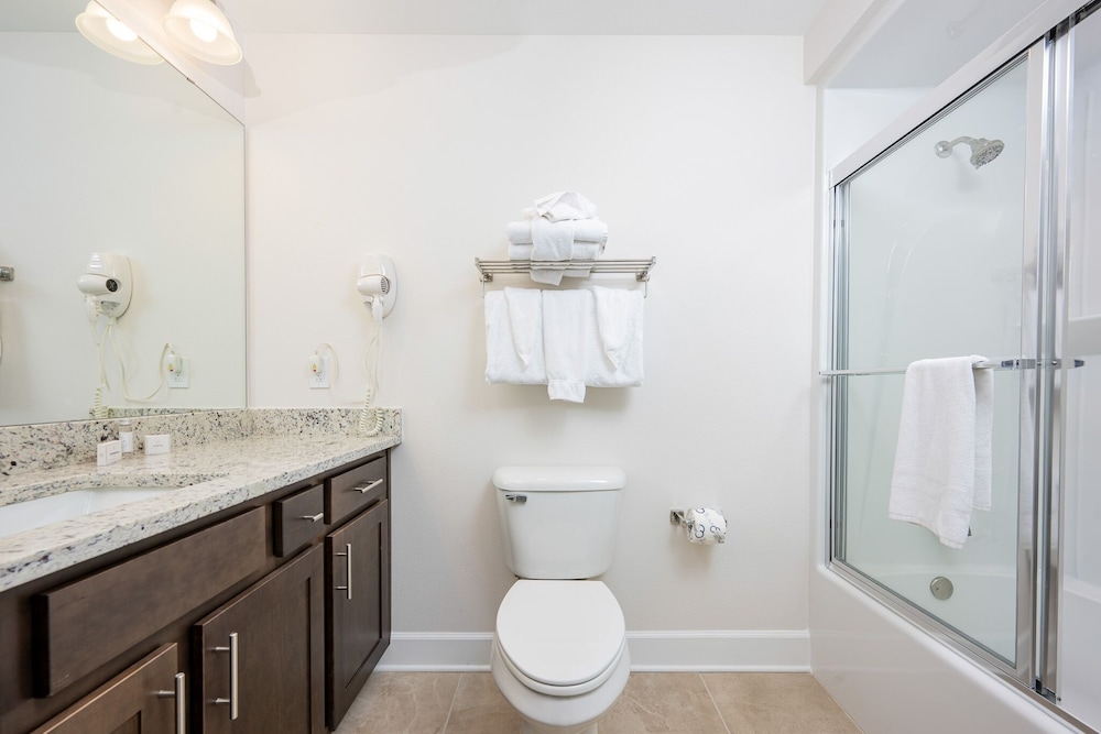 Phoenix Gulf Towers 1006 2 Bedroom Condo
