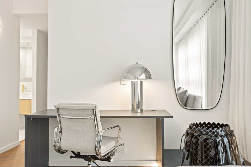 City Centre Studio by Hyde Park