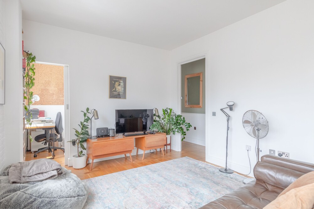 Stylish & Bright 1BD Flat - Peckham