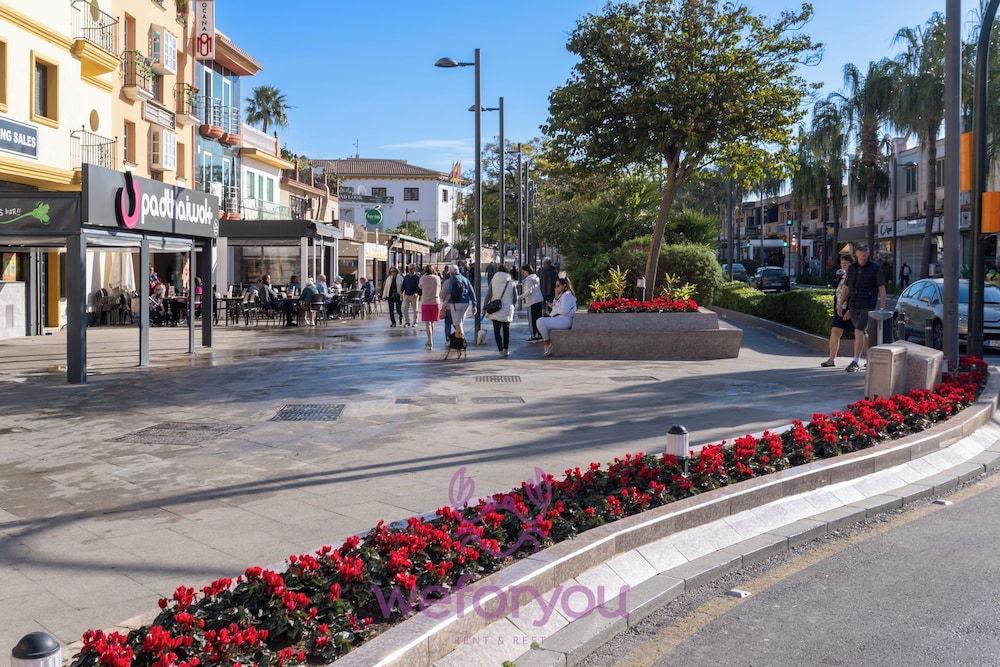 weforyou Old Town Benalmadena