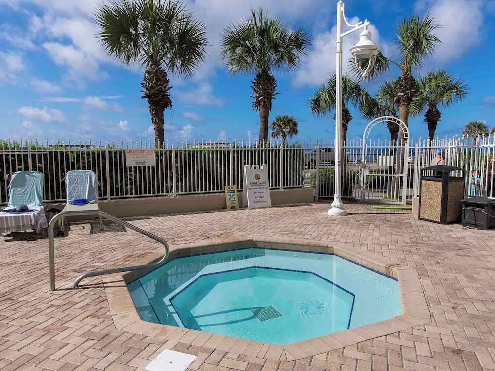 Majestic Sun #1008A by Southern Vacation Rentals