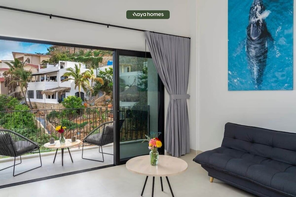 New 1BR Condo Near Marina - Downtown - Pool - King