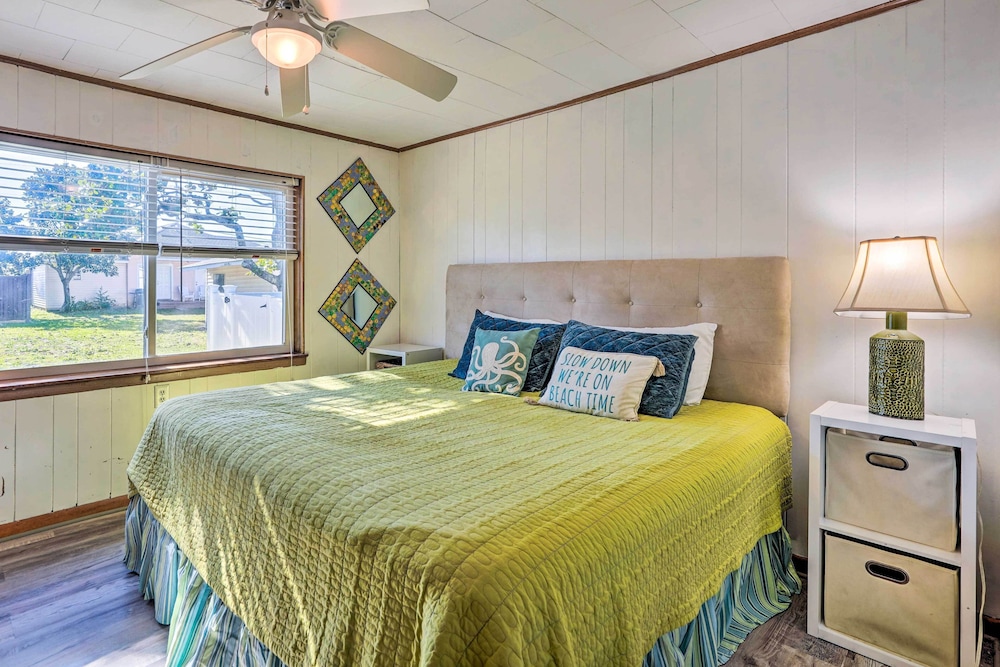 Gulf Views & Beach Access: Pet-friendly PCB Home