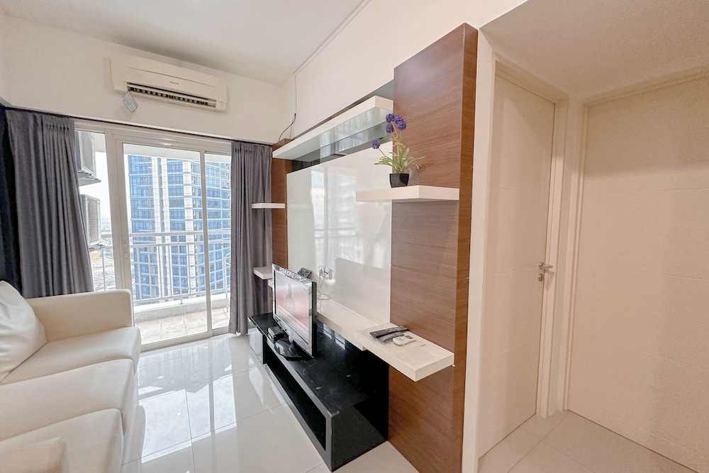 2Br Connected To Pakuwon Mall At Orchard Supermall Mansion Apartment