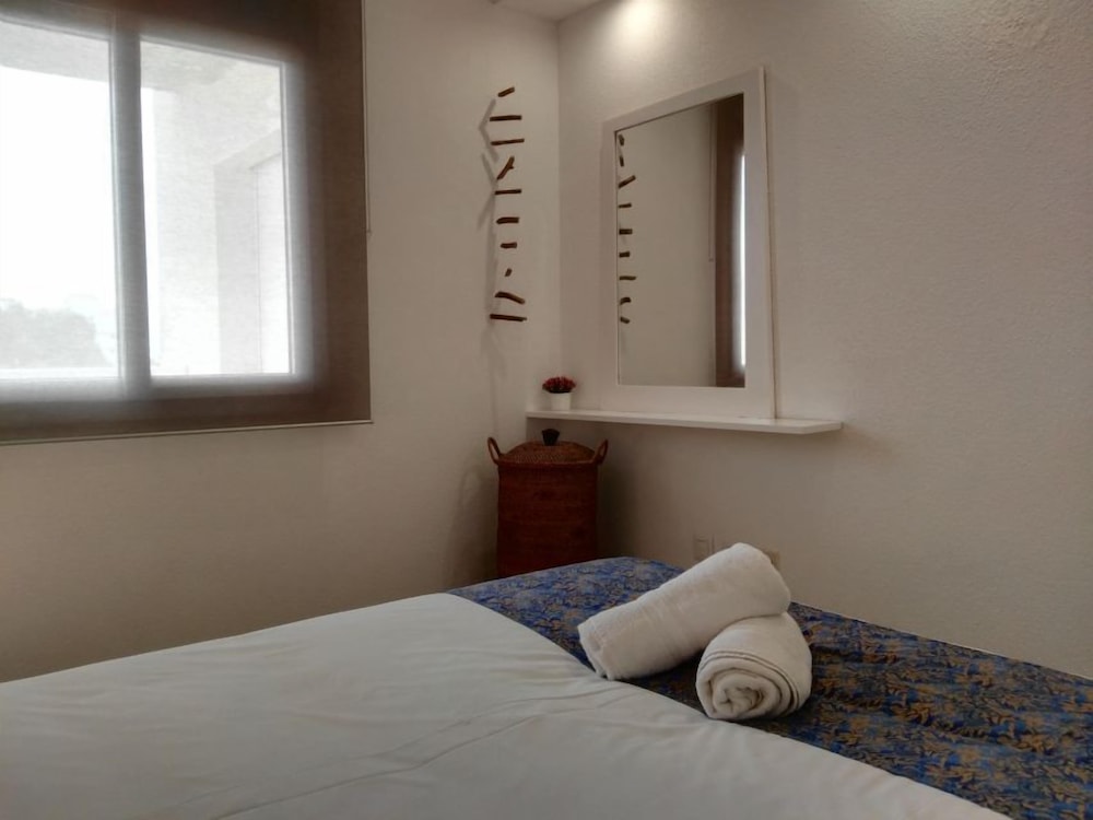 Vista Roses Mar - Apartamento con piscina view 4