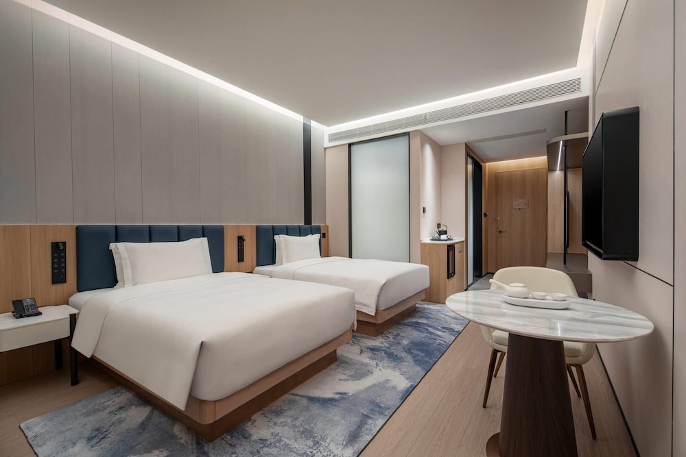 Days Hotel by Wyndham Zhuhai Jinwan