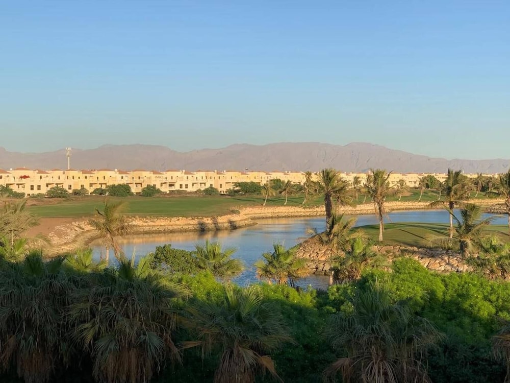 Fairways 5 Bedroom Villa With Plunge Pool And Bbq