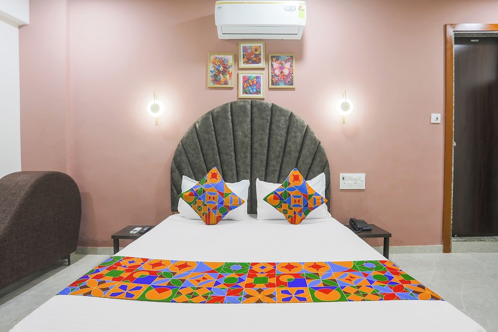 Fabhotel River View
