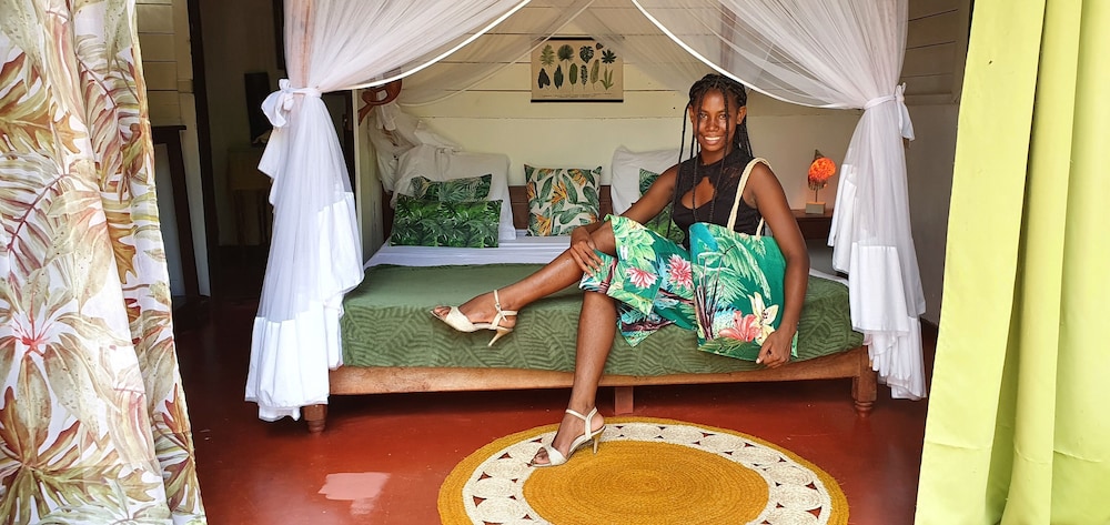 Ravoraha Ecolodge