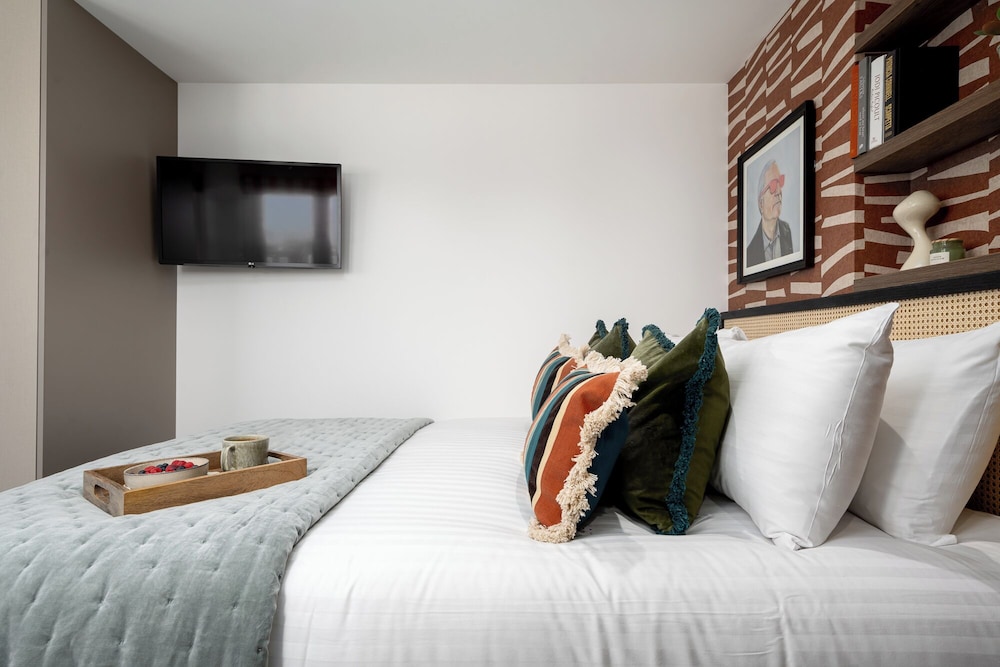 Your Apartment - Camden