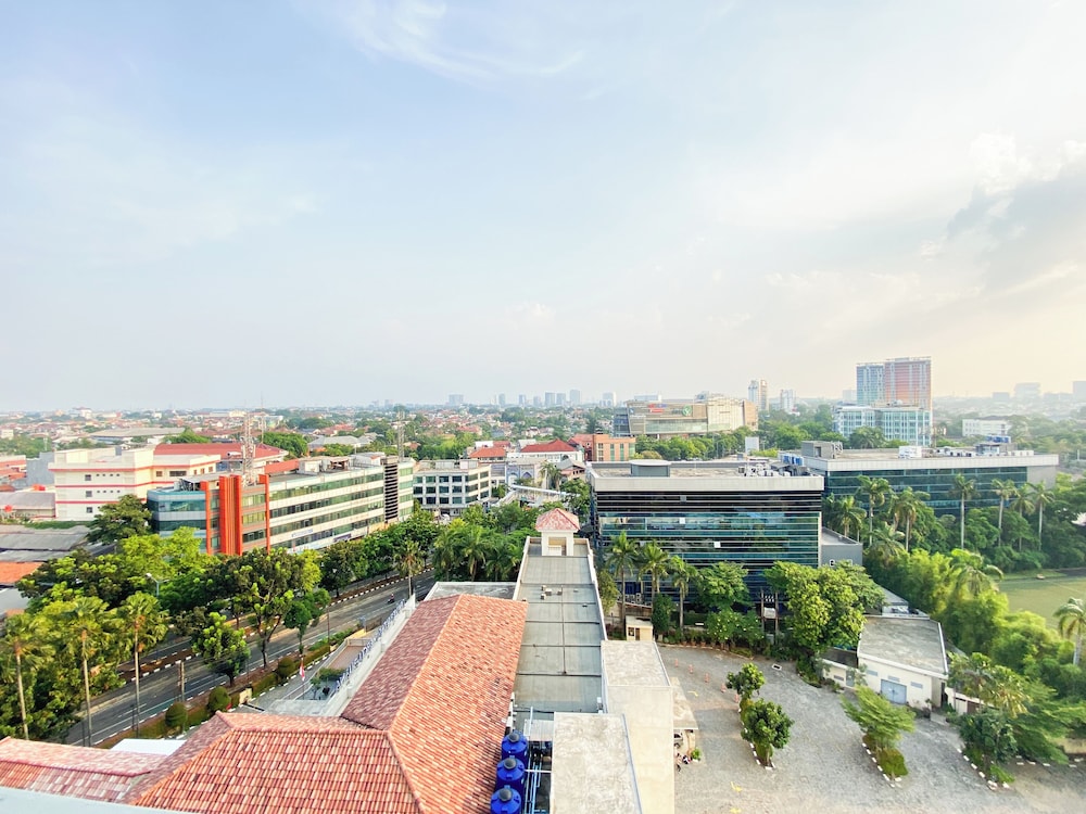 Best Choice And Homey 1Br Apartment Royal Olive Residence view 2