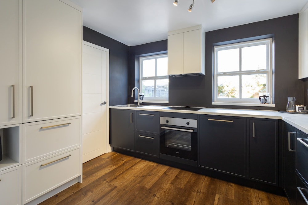 Host Stay Martinhoe