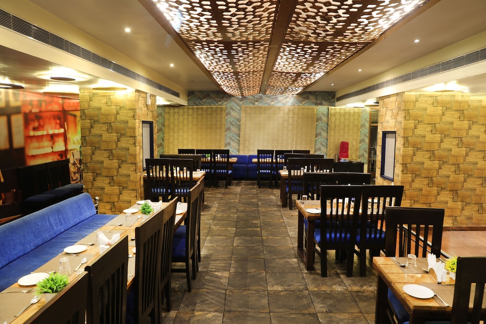 The Byke Grassfield Resort With Outdoor Pool, Shyam Nagar
