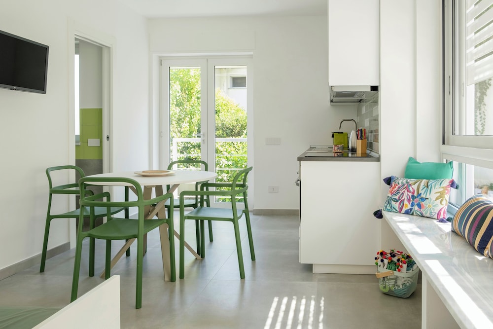 Addaura Marina Apartment by Wonderful Italy