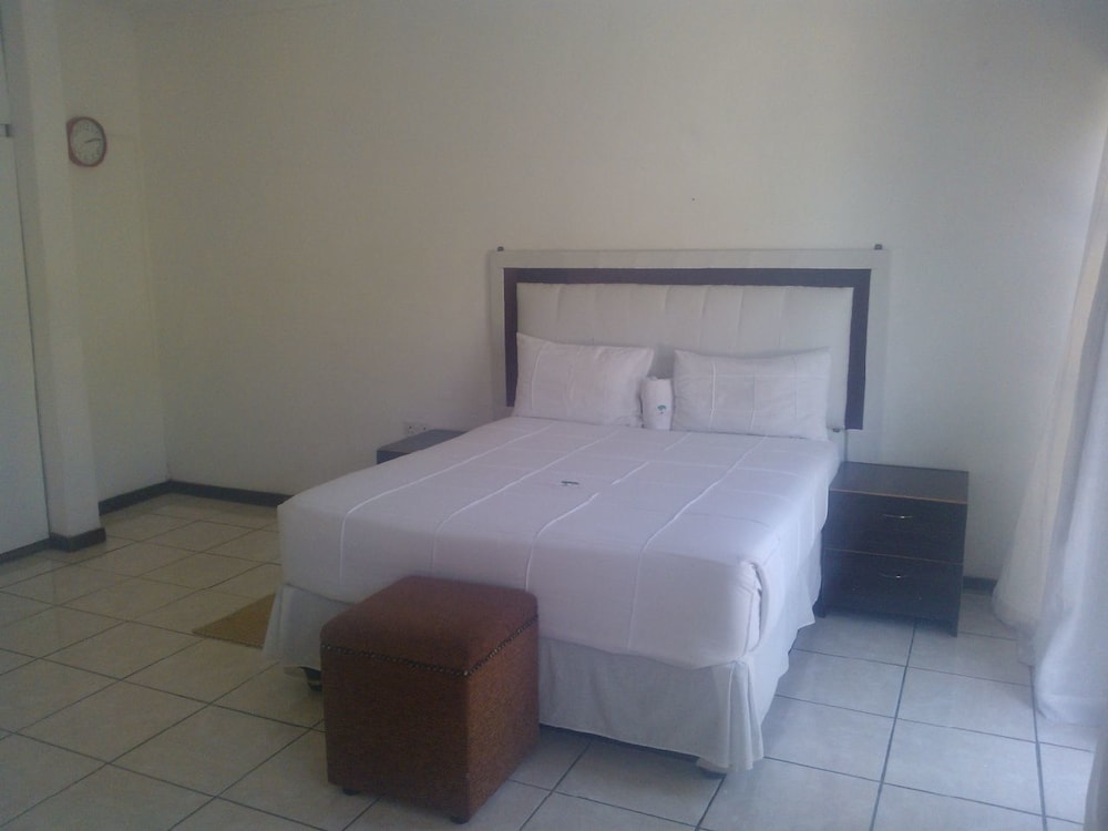 Luxury Wild Inn