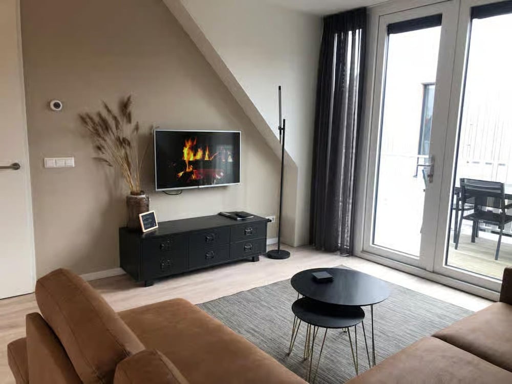 5-person Lodge With Private Balcony