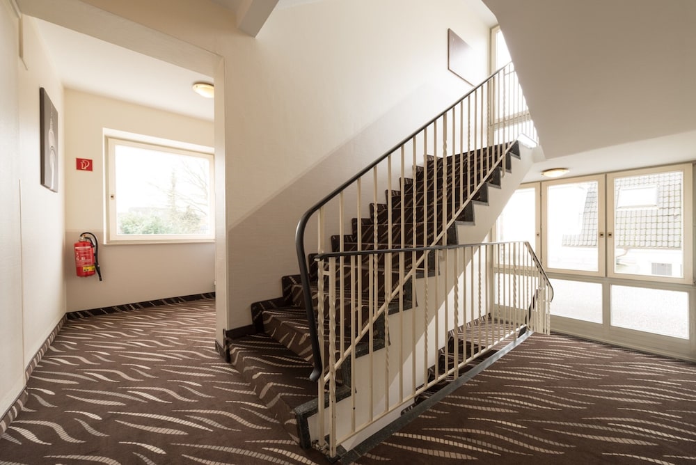 Hamburg Vacations - Heikotel Hotel Windsor - Property Image 29