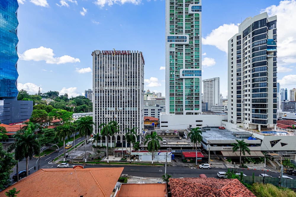 w Cozy 1BR w Great View in Calle 50