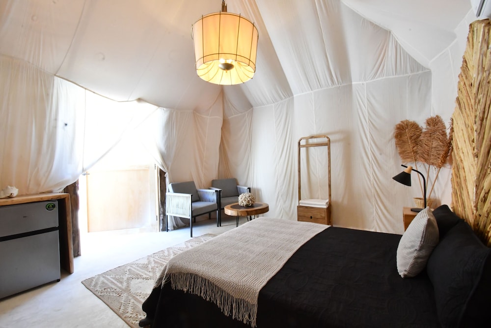 Arena y Mar Seaside Glamping Adults Only
