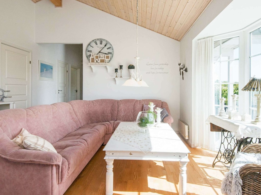 7 Person Holiday Home in Hemmet