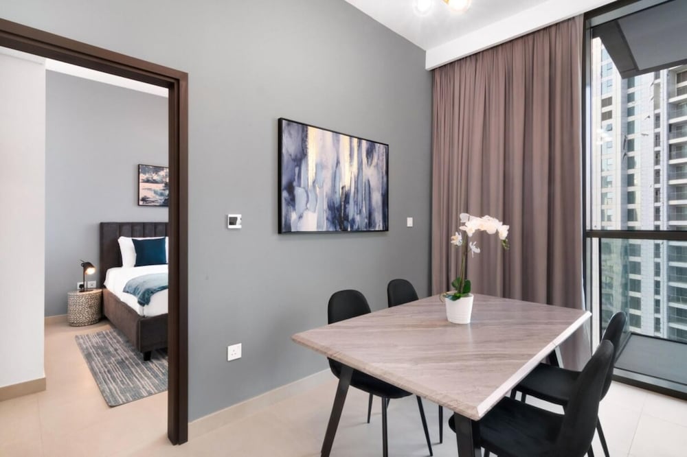 Silkhaus Spacious Near Dubai Mall Balcony Views