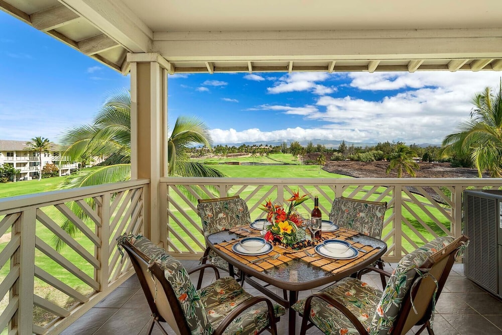 Top Floor - Amazing Golf & Mountain Views - Walk to Restaurants - Vrkcv