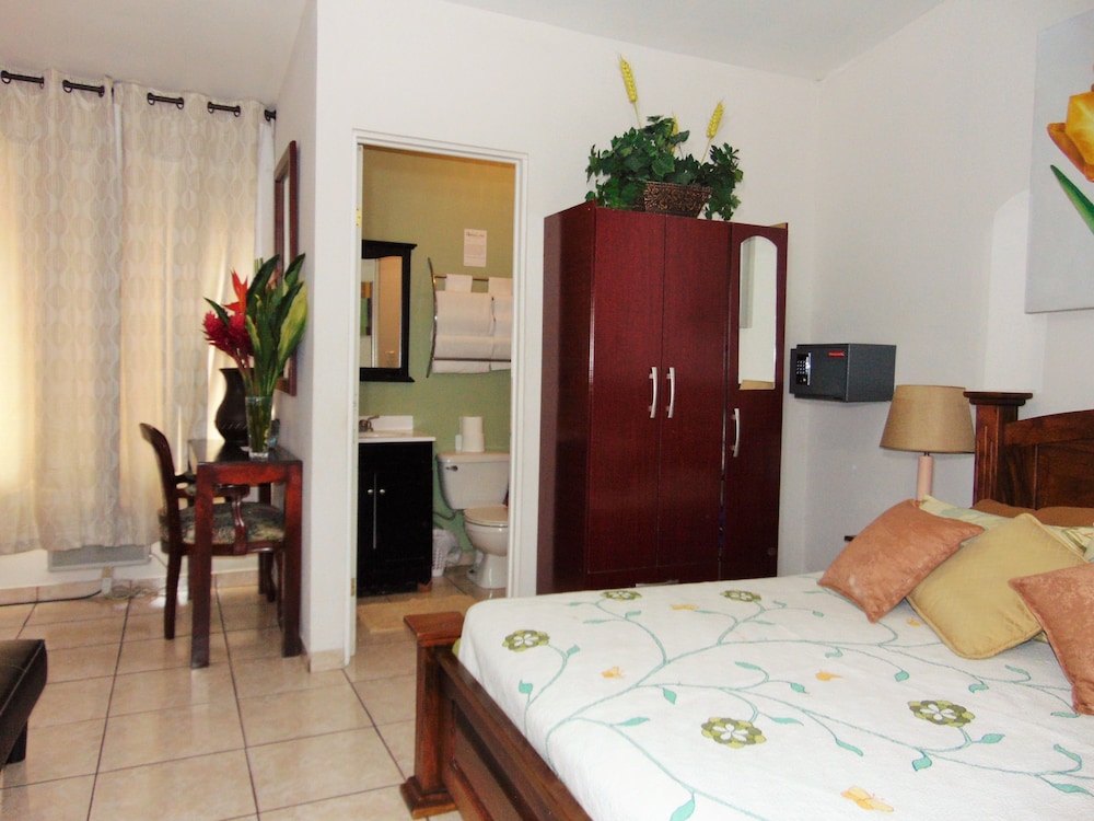 Casa Lima Bed Breakfast - Property Image 2
