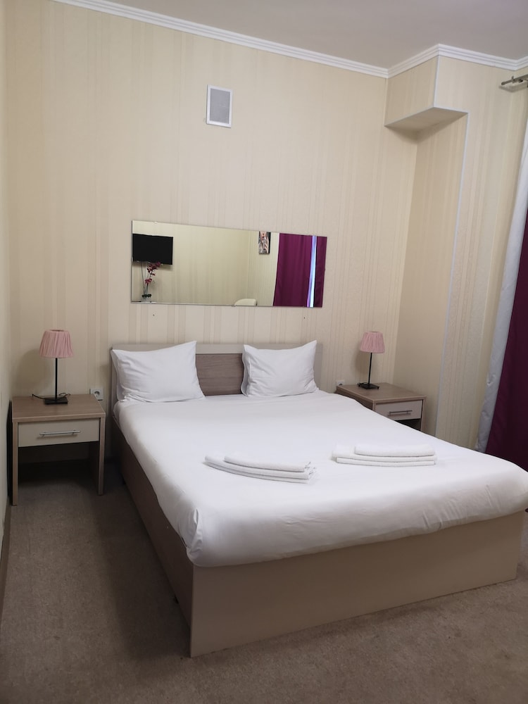 Park Hotel May