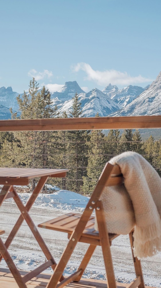 Skyridge Glamping