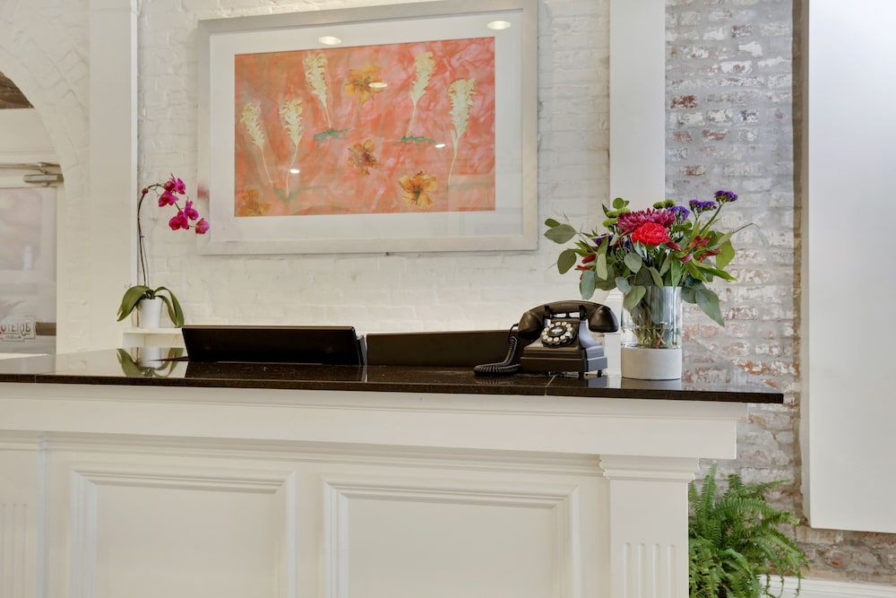 New Orleans Vacations - La Galerie French Quarter Hotel - Property Image 31