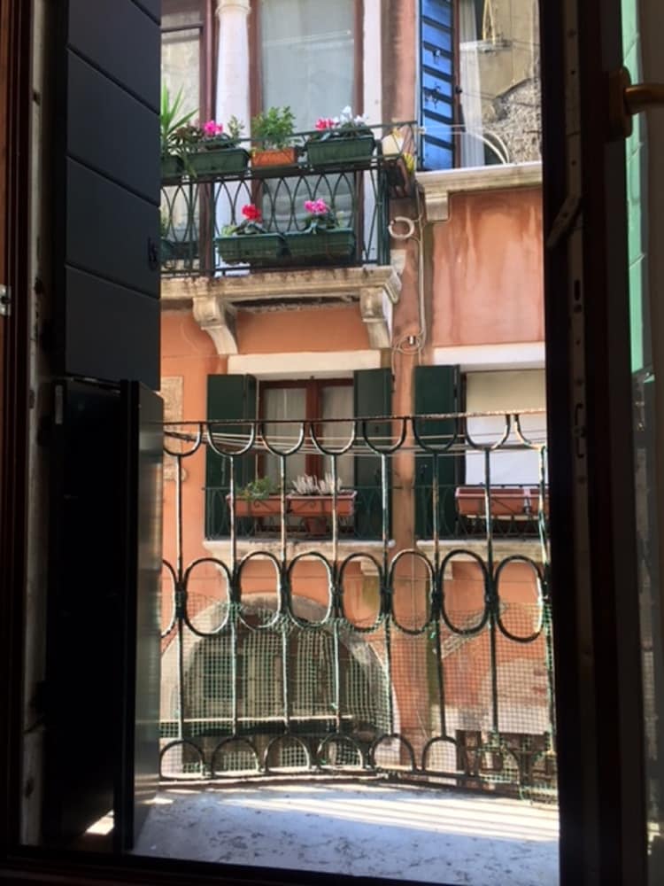 San Polo Canal View Apartments